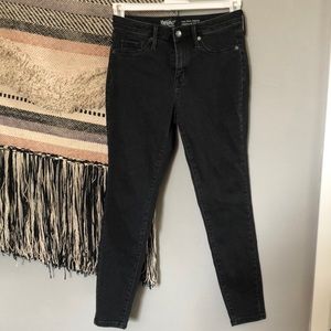 Black high rise denim jegging